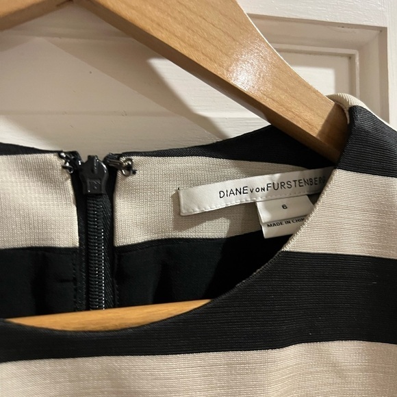 DVF Diane Von Furstenberg Yazmine Dress. Size 6 - Picture 5 of 6
